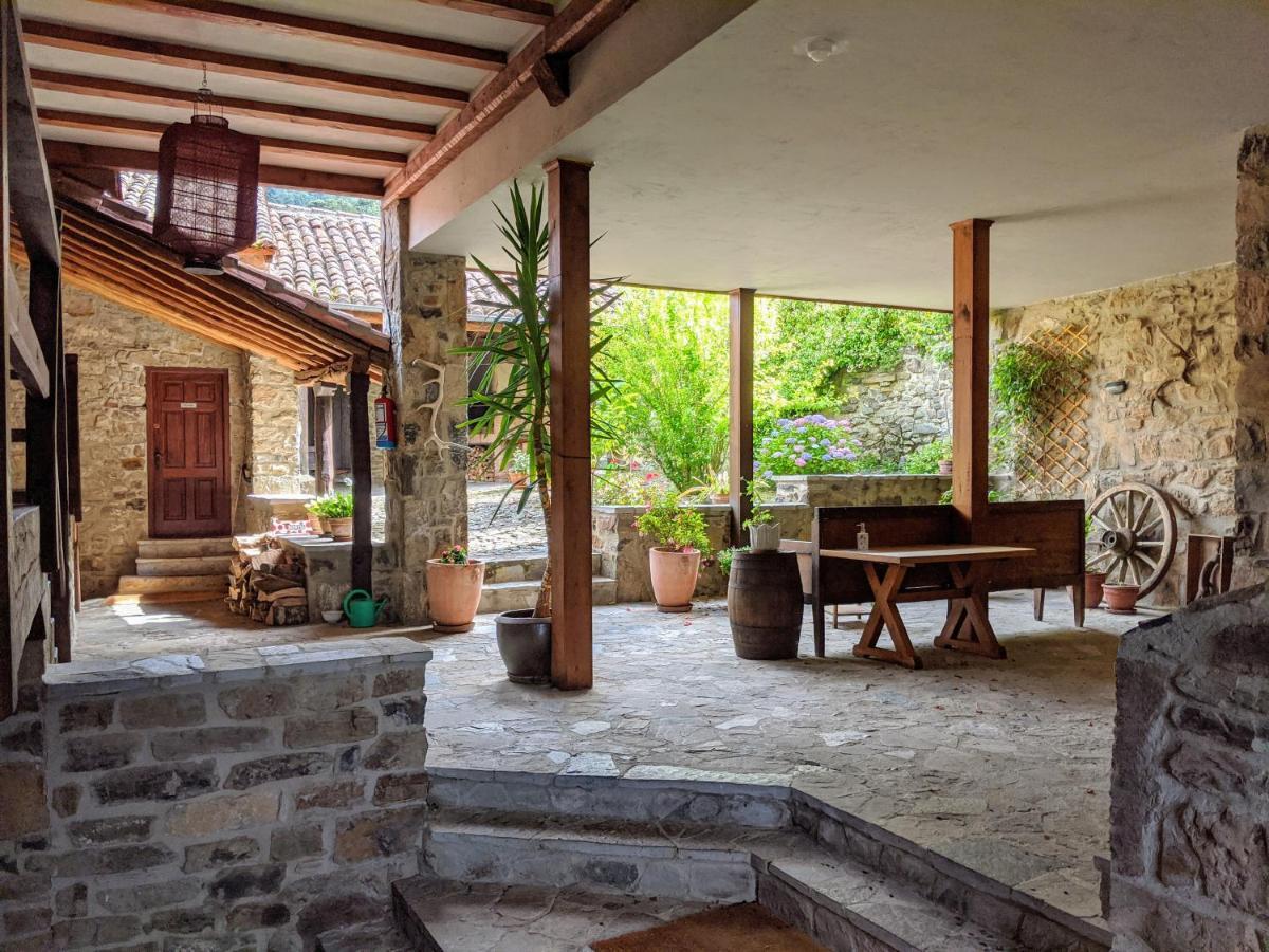 Olmares Terrace Apartment - Picos De Europa Lomeña Екстериор снимка