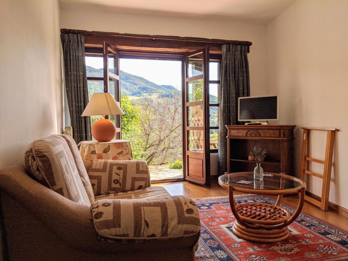 Olmares Terrace Apartment - Picos De Europa Lomeña Екстериор снимка