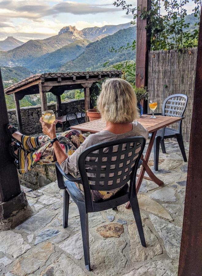 Olmares Terrace Apartment - Picos De Europa Lomeña Екстериор снимка